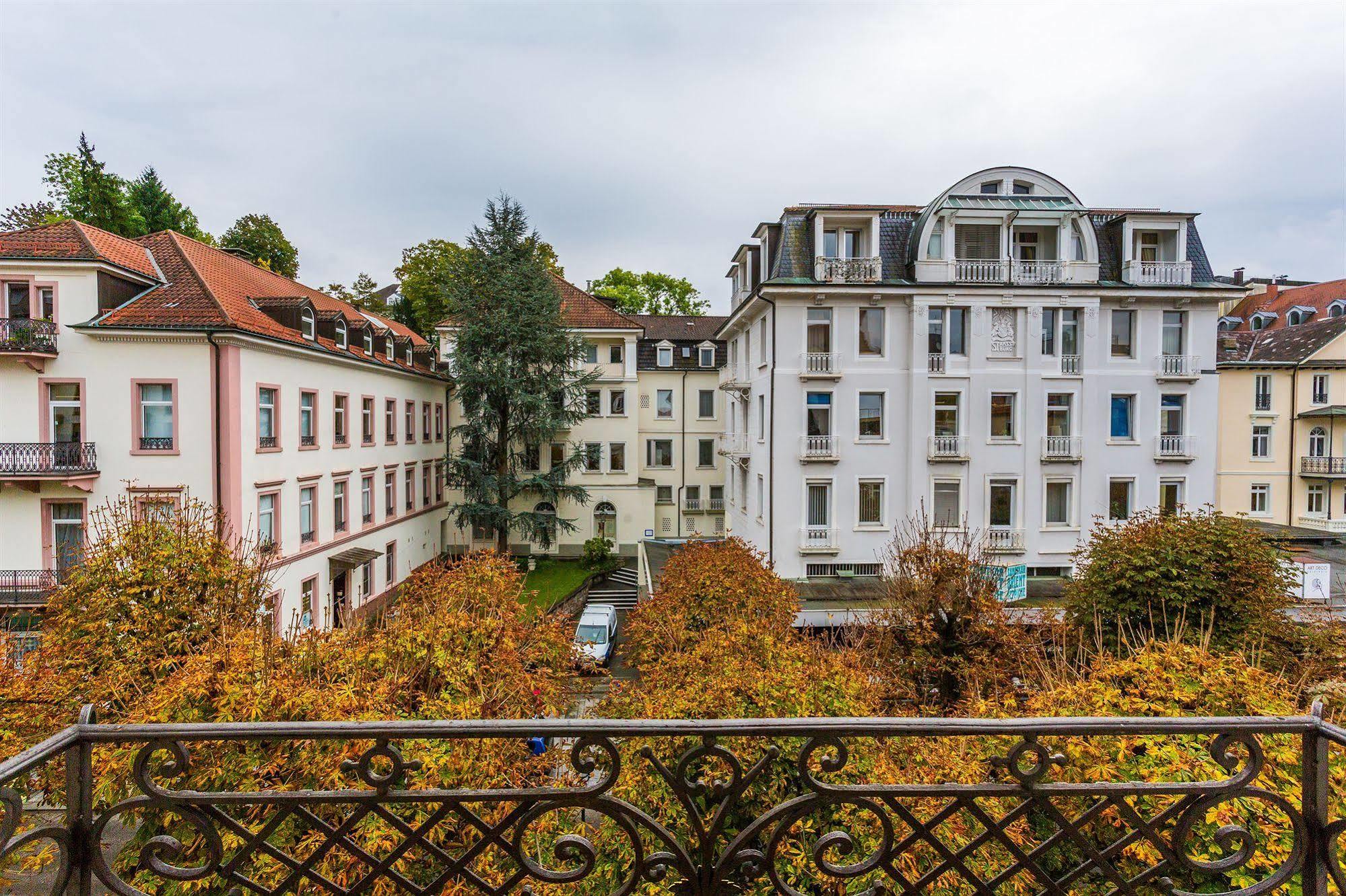 Hotel Romerhof Baden-Baden Bagian luar foto